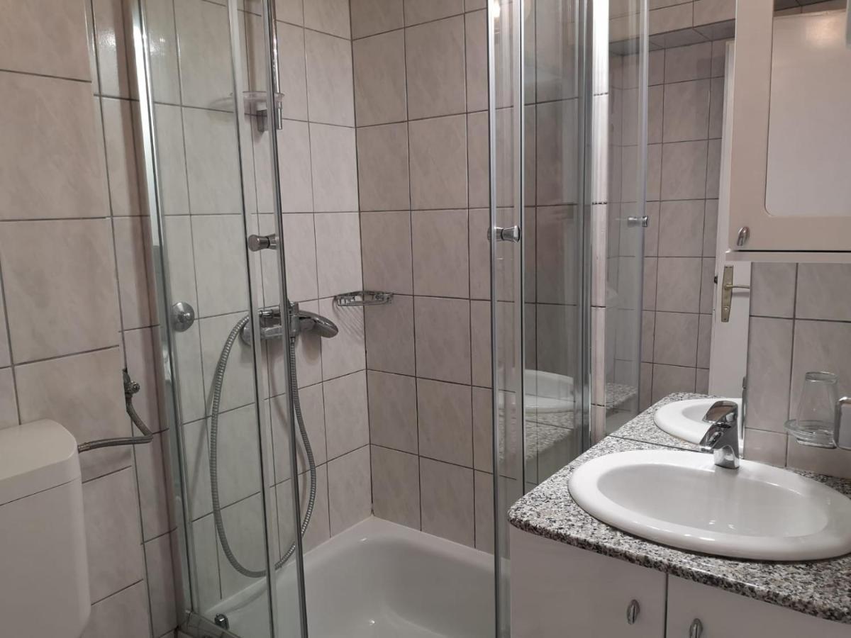 Guest House Kolarin Slano Cameră foto