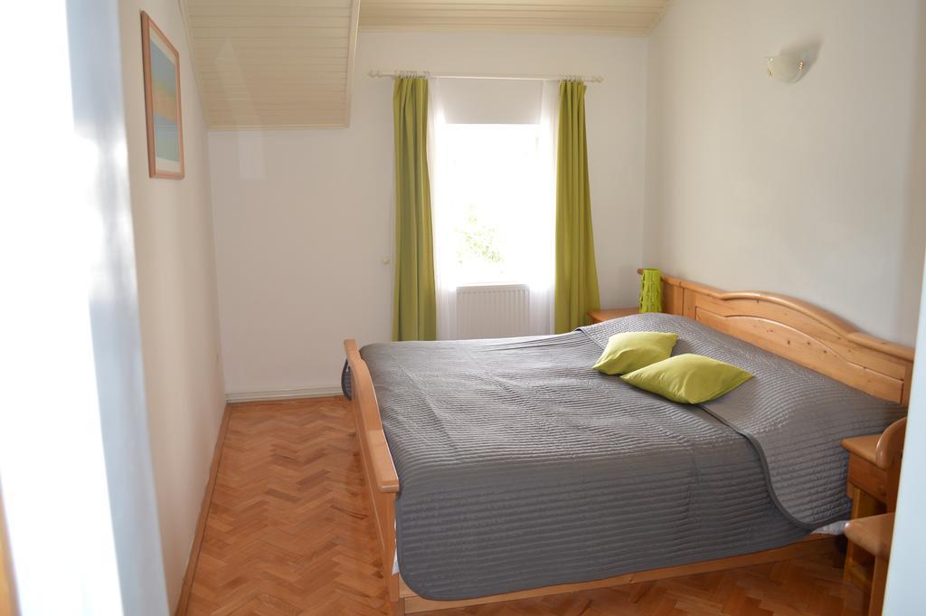 Guest House Kolarin Slano Cameră foto
